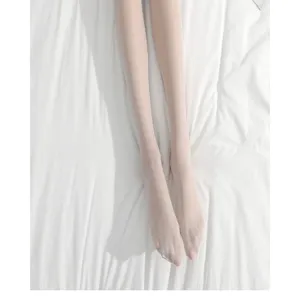 Calze bianche velate da donna, collant leggeri estivi traspiranti ed eleganti.