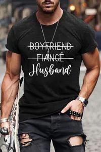 Fashionable men's casual short sleeve crew neck t-shirt with funny letter graphic print.