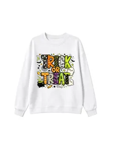 Linda sudadera blanca para niños con divertido estampado gráfico de fantasmas de Halloween.