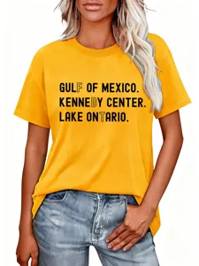 Casual gele dames korte mouw T-shirt met letterprint detail, comfortabele pasvorm voor dagelijks.