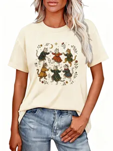Detailopname van het dames t-shirt met korte mouwen en een schattige dansende katten print.