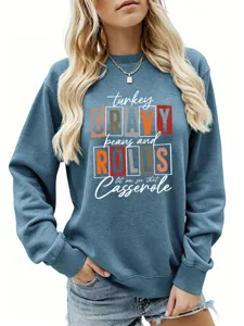 Détail de gros plan du sweat-shirt à manches longues pour femme avec motif imprimé Thanksgiving.