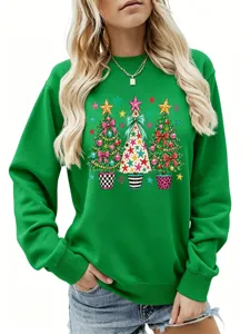 Gemütlicher Damen Pullover mit festlichem Weihnachtsbaum-Print Detail in Grün für die Feiertage.