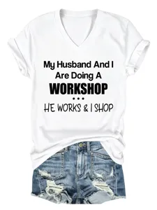 Femme décontracté blanc col V manches courtes t-shirt graphique assorti au short en jean.