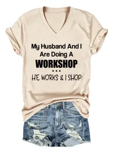 T-shirt femme décontracté à col V et manches courtes avec slogan amusant et short en jean.