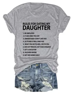 Lässiges Damen T-Shirt mit Buchstabendruck und lustigem Spruch für den Alltag im Sommer.