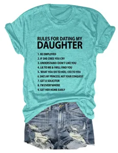 Lässiges Damen T-Shirt mit Rundhalsausschnitt und Buchstabenprint ideal für den Sommer.