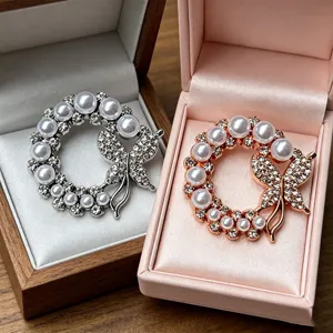 Pearl Rhinestone Butterfly Wreath Brooch Detail View Elegant Alloy Pin Jewelry