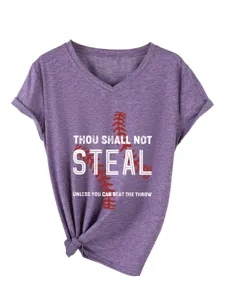 Μωβ γυναικείο casual t-shirt με V λαιμόκοψη και κοντό μανίκι baseball graphic top