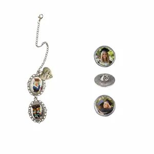 Gepersonaliseerde afstudeerfoto hanger ketting en speldjes set, herinneringssieraden cadeau.