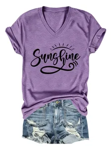 T-shirt casual violet pour femme à col V et manches courtes avec imprimé Sunshine et short.