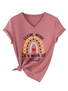 T-shirt femme décontracté col V manches courtes avec motif graphique social work et nœud.