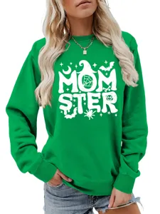 Detailansicht des grünen Damen Halloween Grafik Sweatshirts mit einzigartigen saisonalen Mustern.
