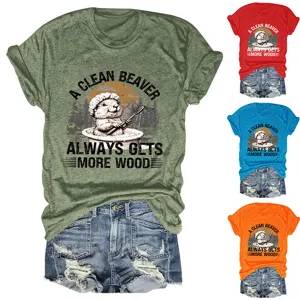Lässiges lustiges Biber Print Kurzarm T-Shirt mit Rundhalsausschnitt und Denim Shorts.