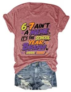 Dames casual ronde hals korte mouwen t-shirt met trendy schooljaar meme grafische print.