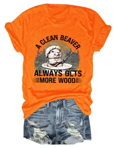 Lässiges lustiges Damen orange Rundhals Kurzarm T-Shirt mit niedlichem Biber Print.