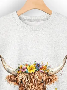 Women's casual gray sweatshirt featuring a cute floral highland cow graphic print long sleeve top.
