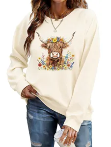 Women casual crewneck sweatshirt with cute highland cow floral graphic long sleeve top