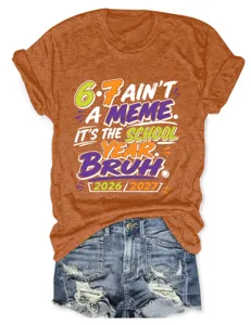 Gedetailleerd overzicht van het oranje t-shirt met korte mouwen en grappige slogan.