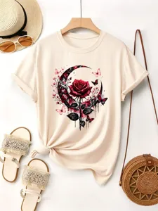 Lässiges Damen Kurzarmshirt mit roter Rose und Mond Grafikprint für den Sommeralltag.
