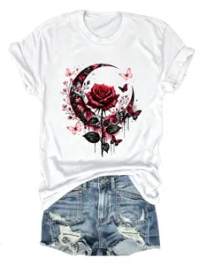 Damen Freizeit Kurzarm T-Shirt mit roter Rose Mond Schmetterling Druck und Jeansshorts.