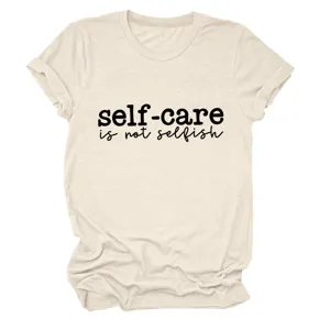 Beige korte mouw grafisch t-shirt met inspirerende citaat tekst detailweergave voor vrouwen