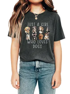 Détails du t-shirt graphique décontracté avec de mignons motifs de chiens et texte.