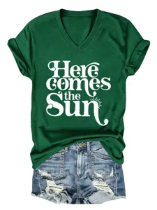 Grünes Damen V-Ausschnitt Kurzarm T-Shirt mit Retro Buchstabendruck, lässig bequem.