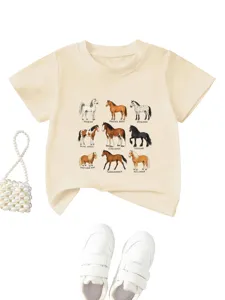 Details of the casual kids short-sleeve t-shirt featuring cute horse breed graphic prints.