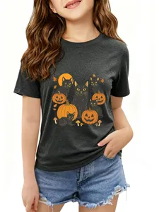Cute Halloween black cats pumpkin short sleeve t-shirt for girls youth casual top tee.