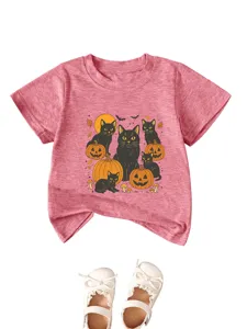 Cute black cat and pumpkin print detail on children pink short sleeve t-shirt