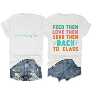 Detailweergave dames korte mouw t-shirt met leuke tekstprint en korte broek.