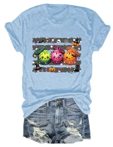 Lässiges Damen Kurzarm Rundhals T-Shirt mit süßem Halloween Cartoon Baozi Print.