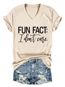 Maglietta casual da donna con scollo a V e maniche corte con simpatica stampa di lettere.