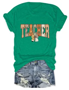 Groene dames t-shirt met korte mouwen leraar grafisch ontwerp en strik voor casual stijl