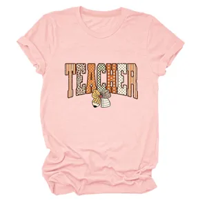 Casual roze dames T-shirt met leraar opdruk, korte mouwen en comfortabele ronde hals.