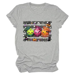 Lässiges graues Damen Kurzarm T-Shirt mit niedlichem Halloween Dumpling Grafikprint.