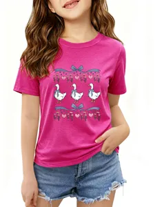 Details of the cute three ducks print on pink short sleeve t-shirt, casual daily wear.