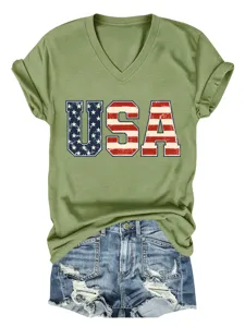 Camiseta casual de mujer verde con cuello en V manga corta y estampado de letras bandera USA.