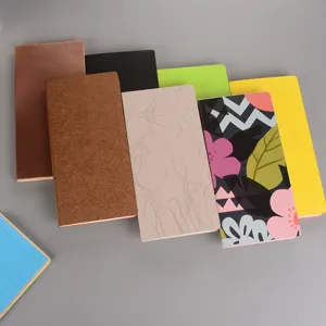 Ensemble de notes adhésives multicolores bloc-notes couverture colorée bureau ecole