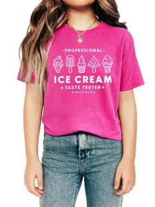 Maglietta grafica rosa a maniche corte per bambini, comodo top casual in cotone con stampa.