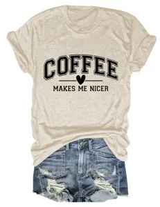 T-shirt décontracté à col rond et manches courtes pour femmes avec short en jean, imprimé café.