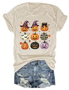 Detalle de la camiseta de manga corta con estampado de calabaza de Halloween y lindo gráfico de bruja.