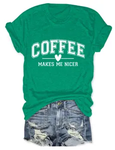 T-shirt femme décontracté vert col rond manches courtes avec détail imprimé lettre café.