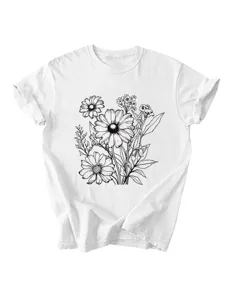 Dettaglio in primo piano della t-shirt bianca da donna a maniche corte con stampa floreale nera.