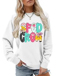 Damen weißes Langarm Sweatshirt mit farbigem Buchstaben Print, lässiges Lehrer Oberteil.