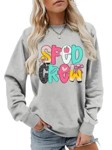 Lässiges graues Langarm-Sweatshirt mit Rundhalsausschnitt und buntem SPED CREW Print.