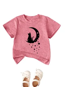 Detailed view of pink heather kids short sleeve t-shirt with cute black cat and moon graphic.