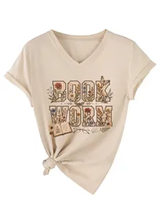 T-shirt beige col V à manches courtes avec graphique floral ver de livre et ourlet noué.