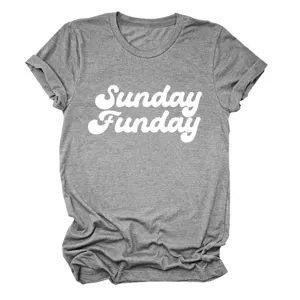 Grijze dames korte mouw t-shirt met Sunday Funday print, casual ronde hals basic top.